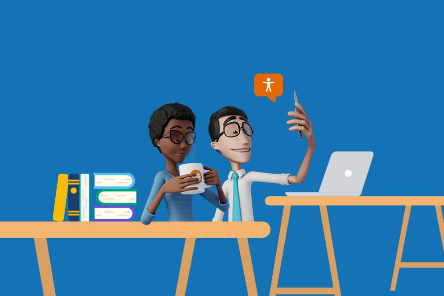 Nossos intérpretes virtuais Hugo e Maya estão sentados em frente à mesas de trabalho. Hugo segura um celular, e Maya está com uma xícara de café na mão. Ambos estão sorrindo.